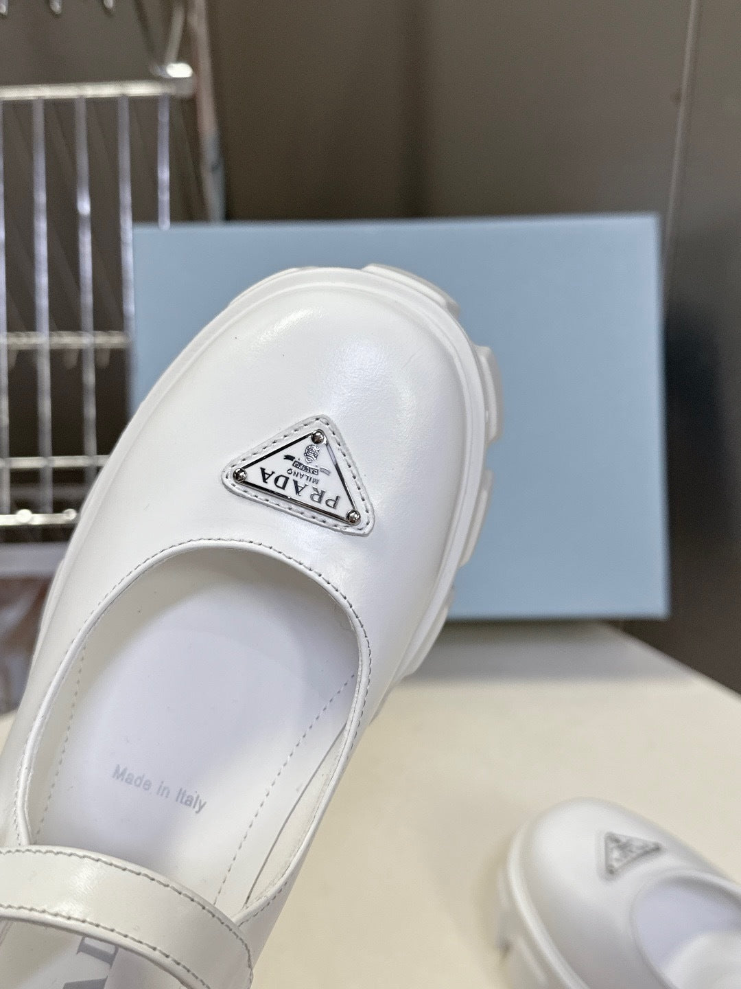 WHITE PLATFORM MARY JANE SHOES WITH BUCKLE STRAP