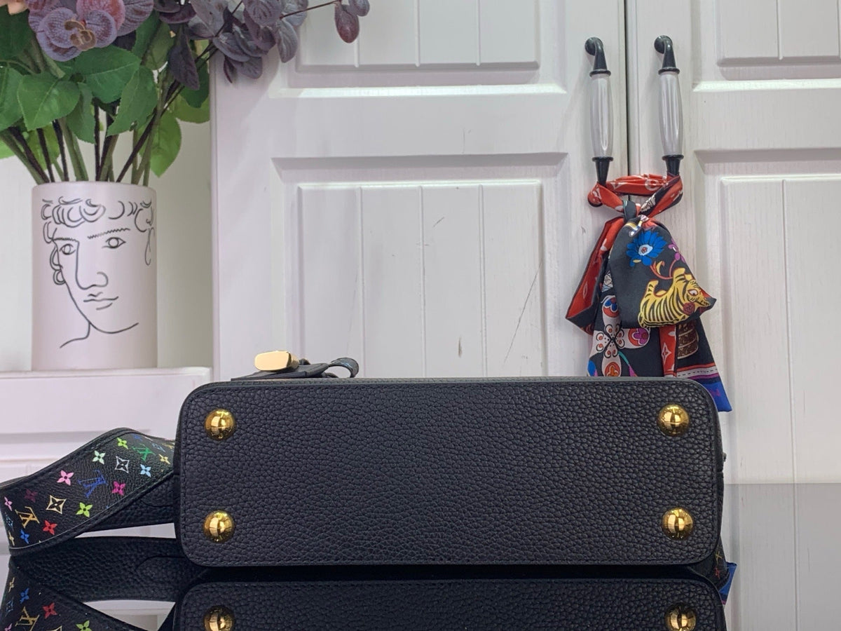 ELEGANT TOP HANDLE STATEMENT BAG