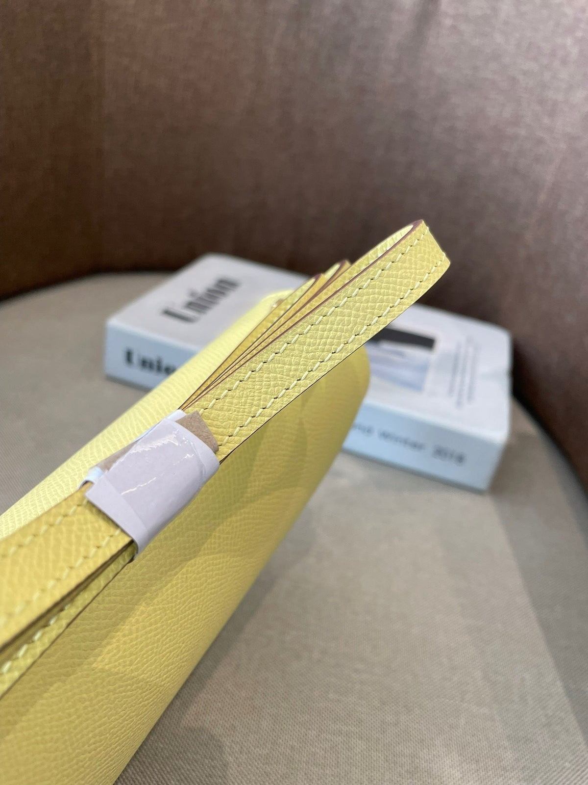 PASTEL YELLOW STRUCTURED CROSSBODY BAG