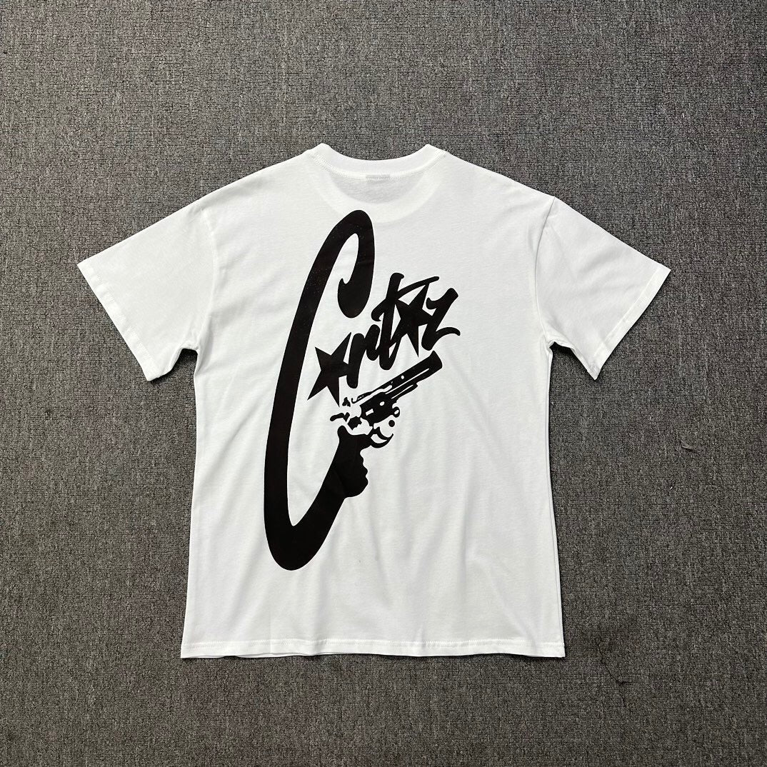 BOLD GRAPHIC STREET T-SHIRT