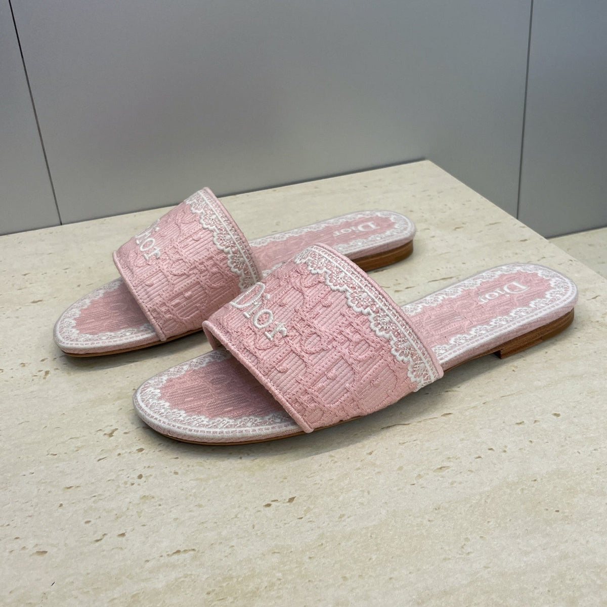 EMBROIDERED LOGO JACQUARD SLIDES