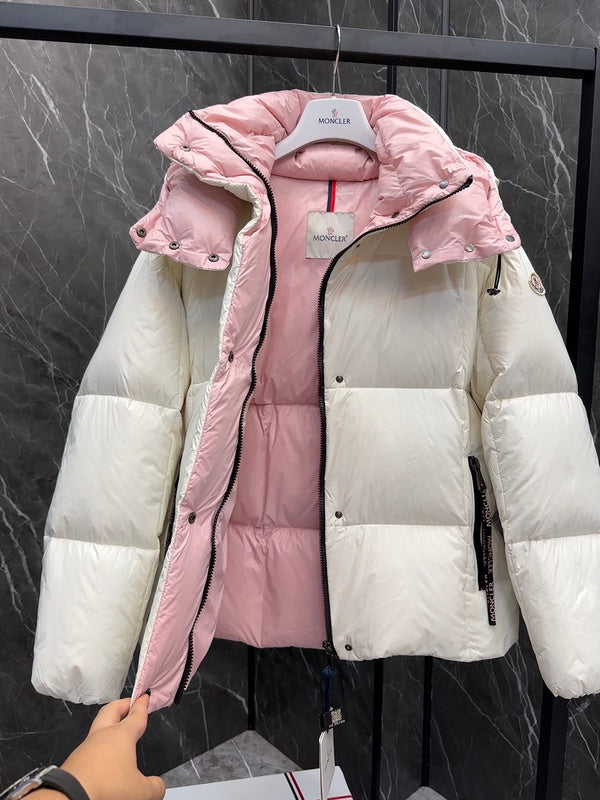 TWO-TONE HOODED QUILTED PUFFER JACKET