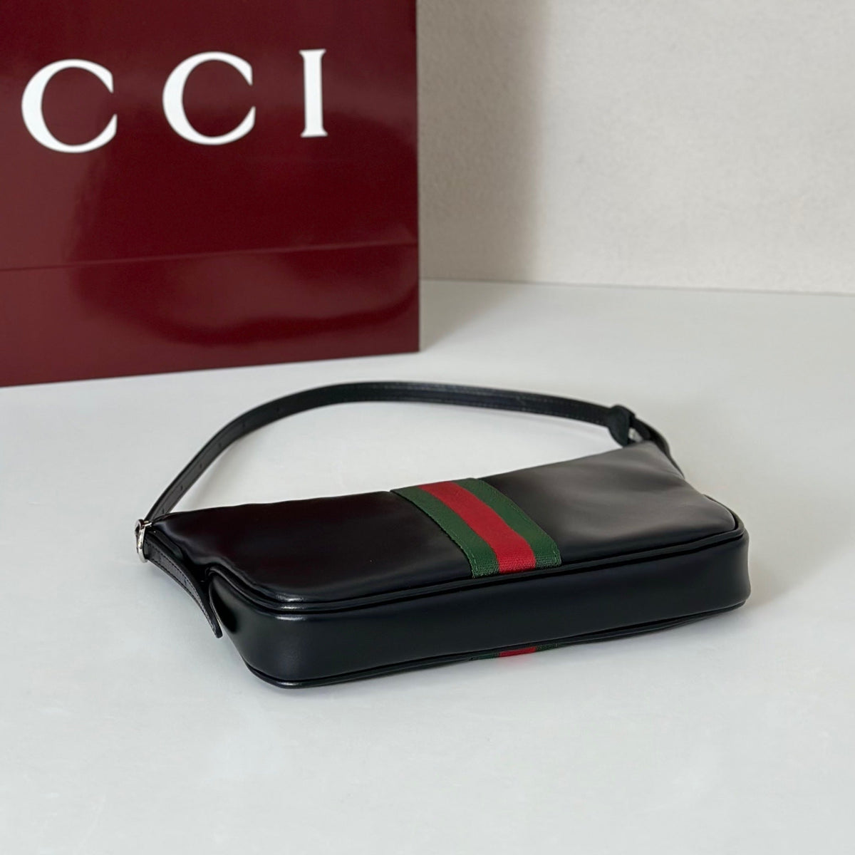 STRIPED LEATHER SHOULDER BAG