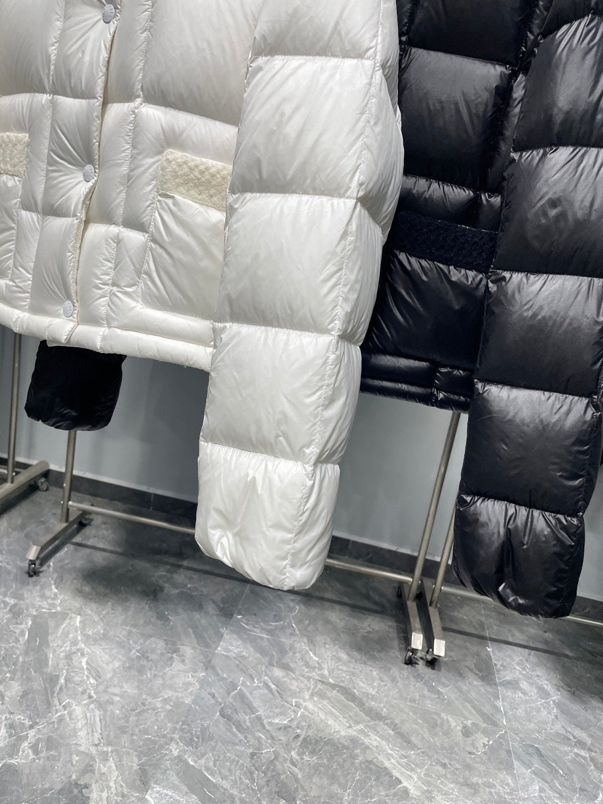 QUILTED HIGH-NECK PUFFER DOWN JACKET