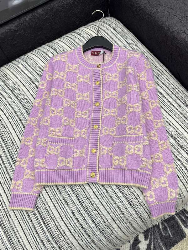 MONOGRAM BUTTON KNIT CARDIGAN