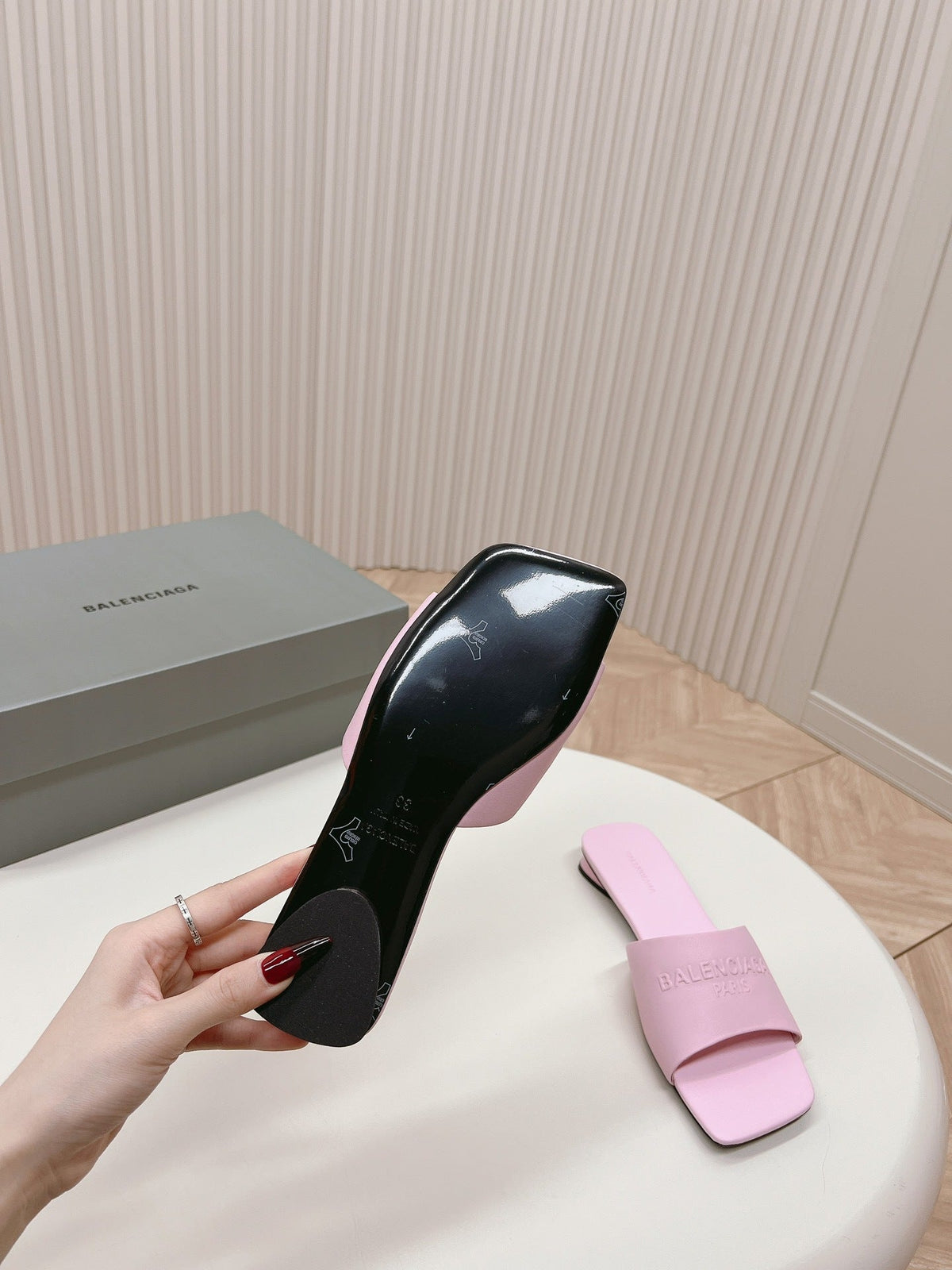 PINK MINIMAL FLAT MULES