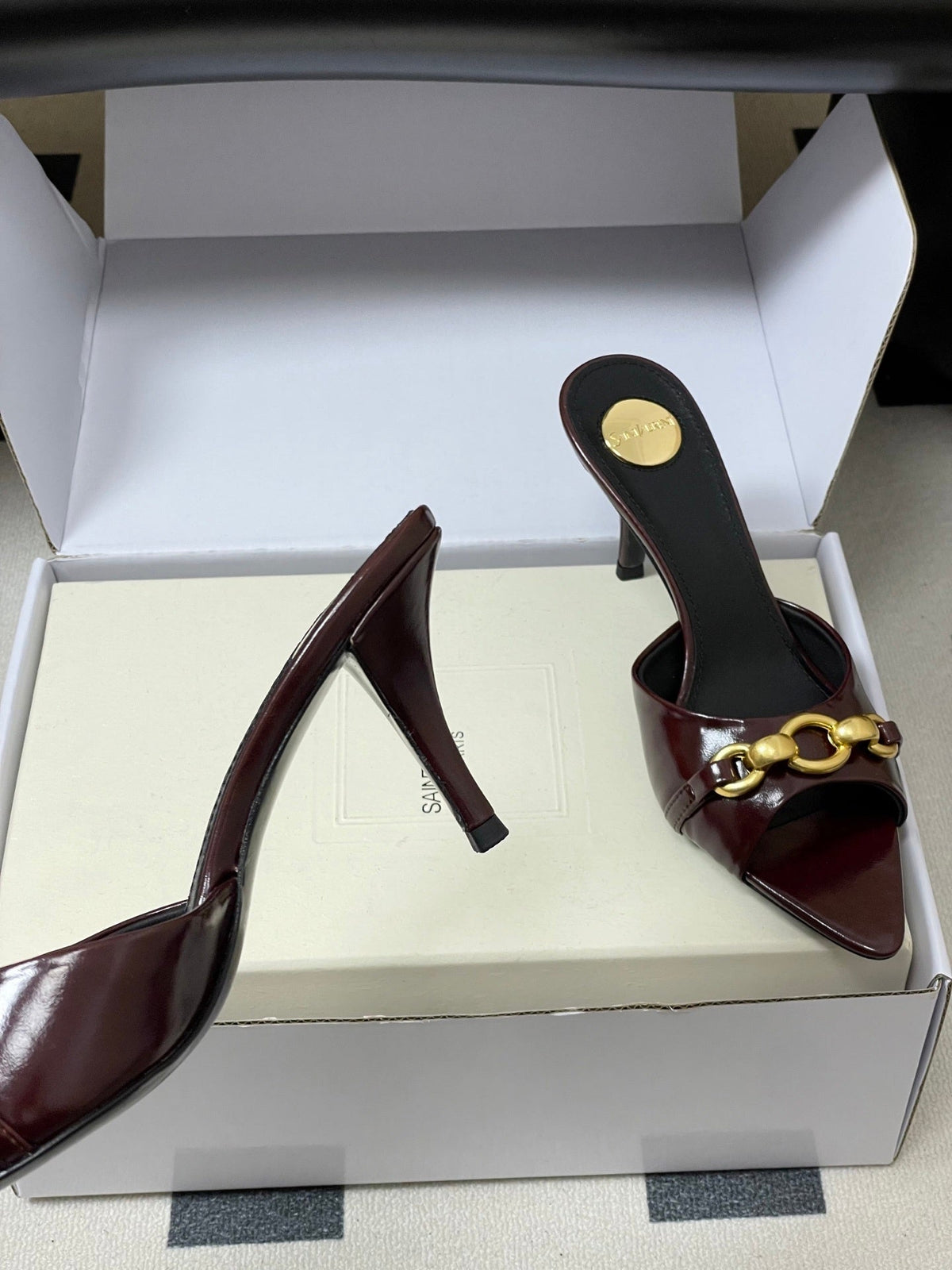 BURGUNDY POINTED TOE MULE HEELS WITH GOLD DETAIL