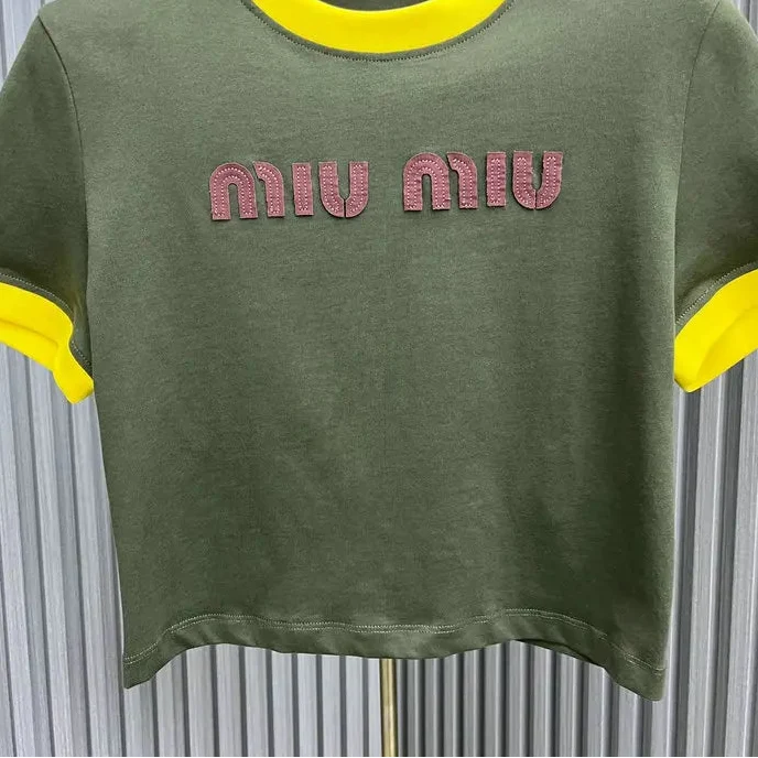 CONTRAST TRIM LOGO CROPPED T-SHIRT