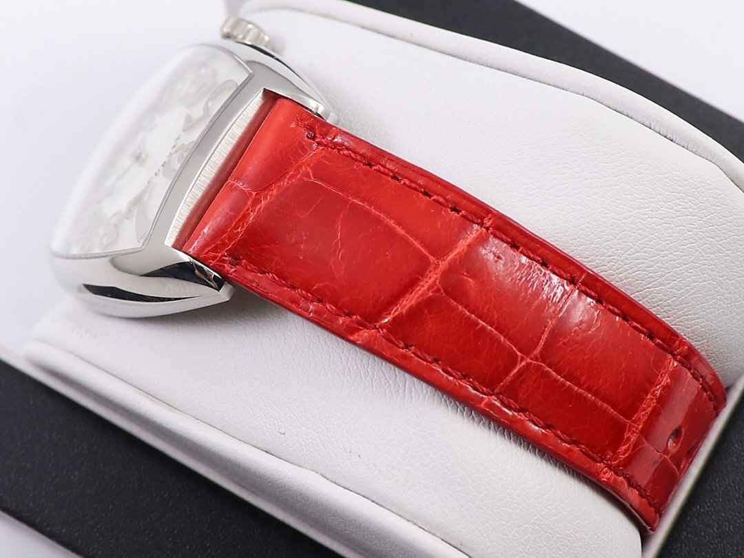 CURVED DIAL LEATHER STRAP WATCH