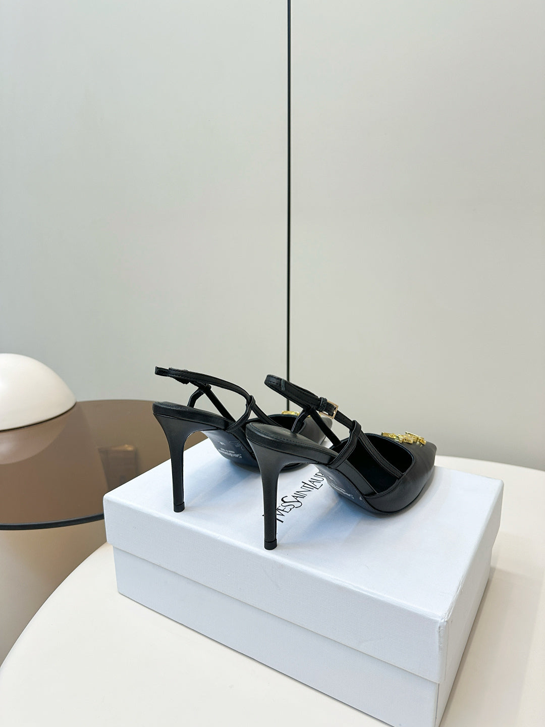 BLACK POINTED TOE SLINGBACK HEELS WITH GOLD DETAIL
