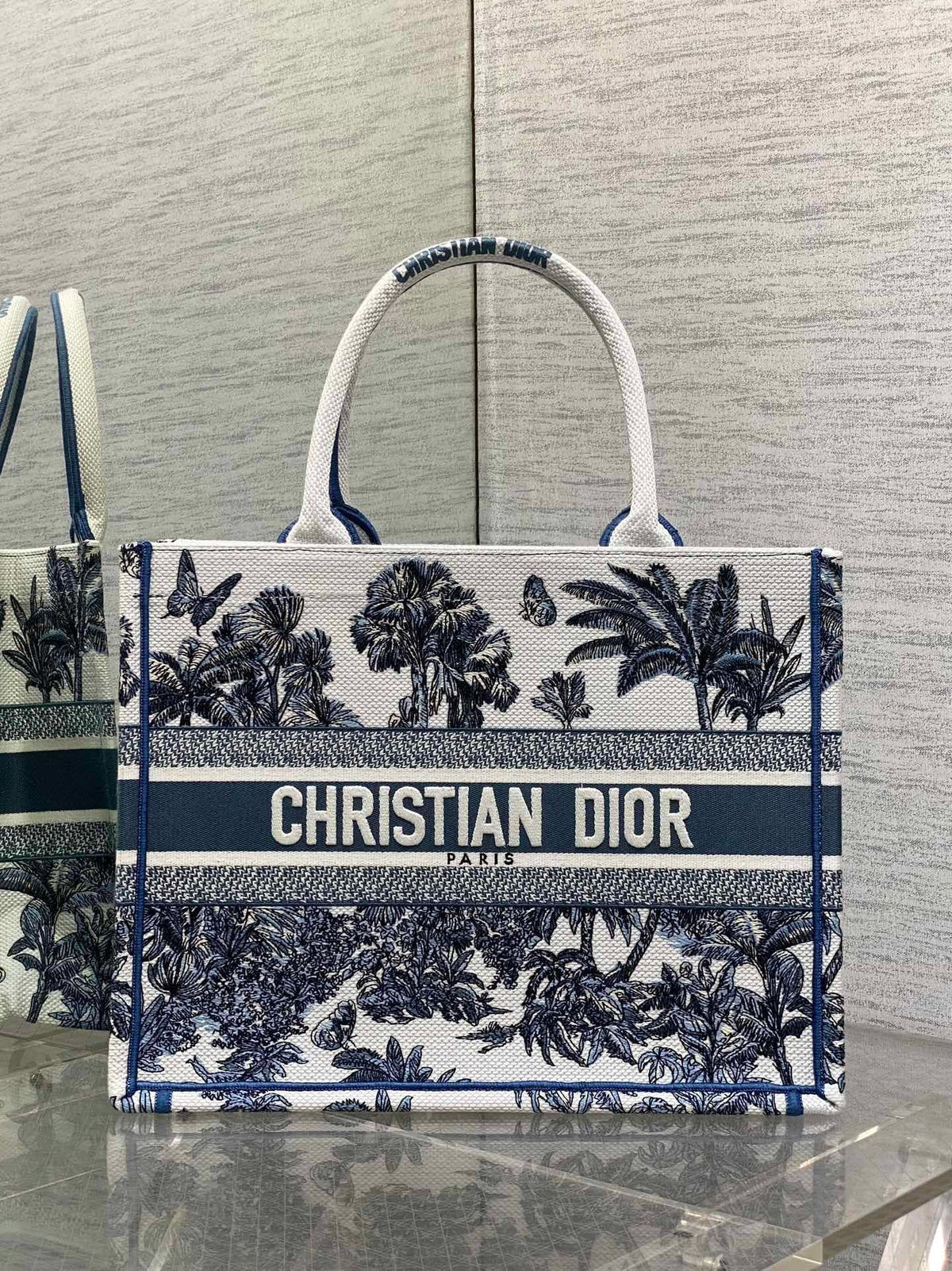 LARGE CANVAS TOTE WITH BOTANICAL PRINT