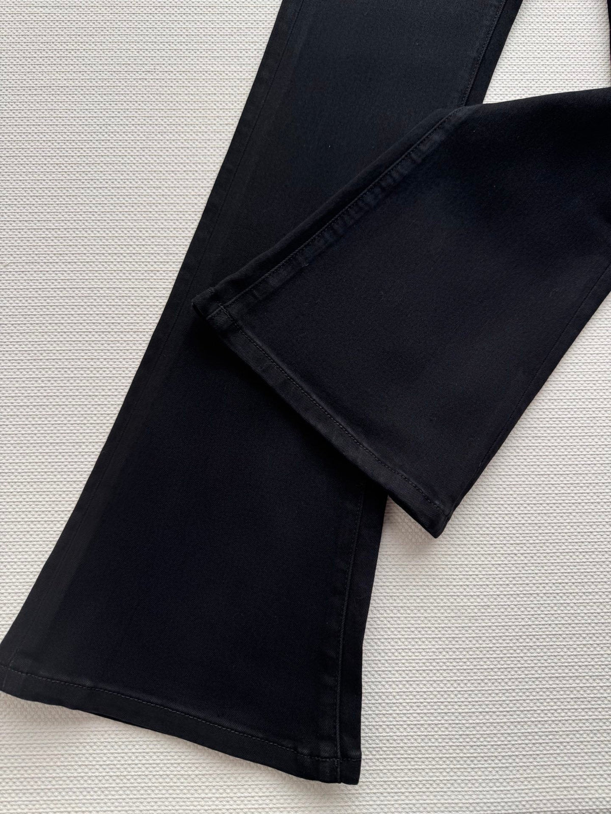 HIGH-WAIST FLARE KNIT PANTS