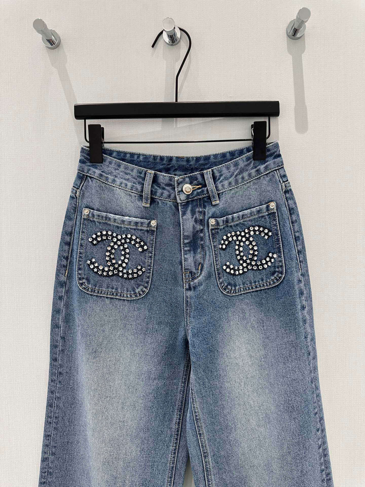 CRYSTAL LOGO POCKET WIDE LEG DENIM JEANS