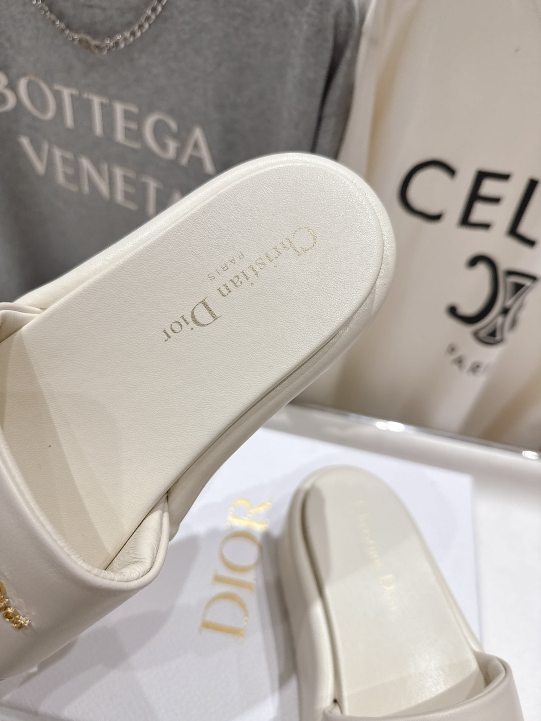 CREAM PLATFORM LOGO SLIDE SANDALS