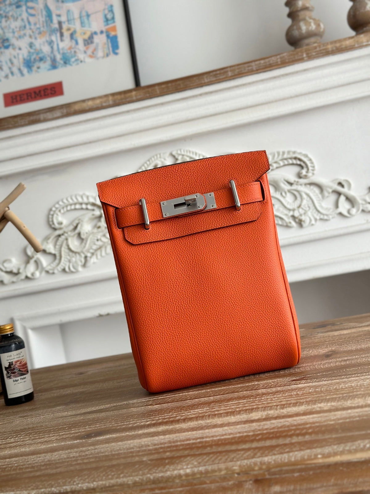 ORANGE TEXTURED LEATHER LOCK CROSSBODY BAG