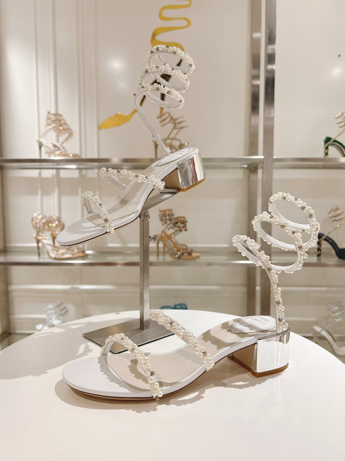 PEARL SPIRAL SANDALS