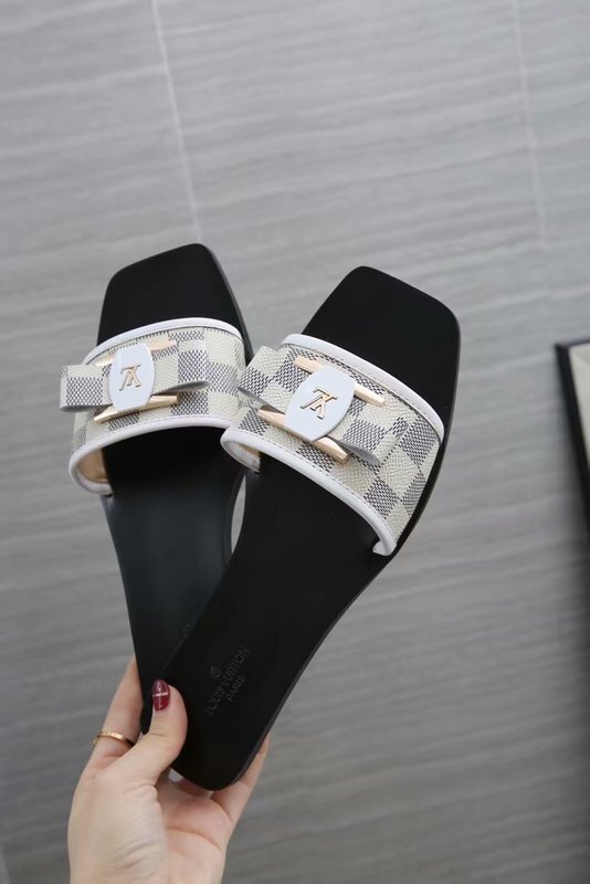 WHITE CHECK BUCKLE STRAP SLIDE SANDALS