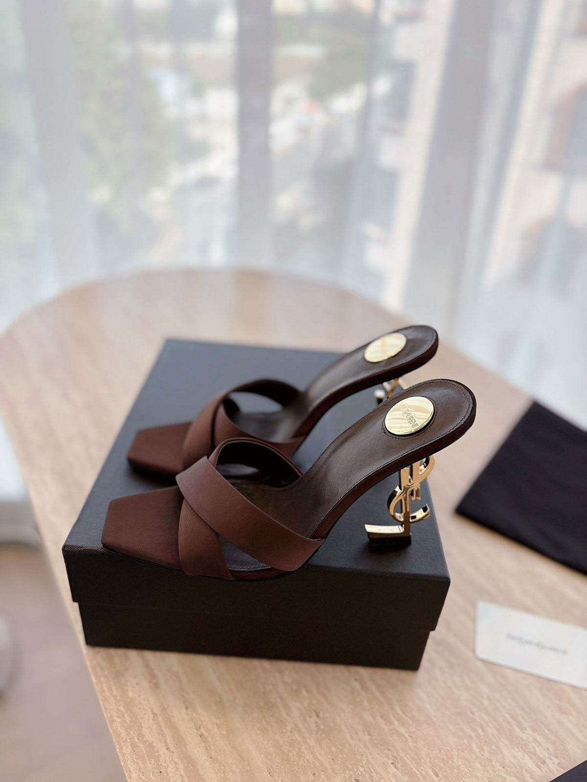 BROWN MINIMAL HEEL SANDALS