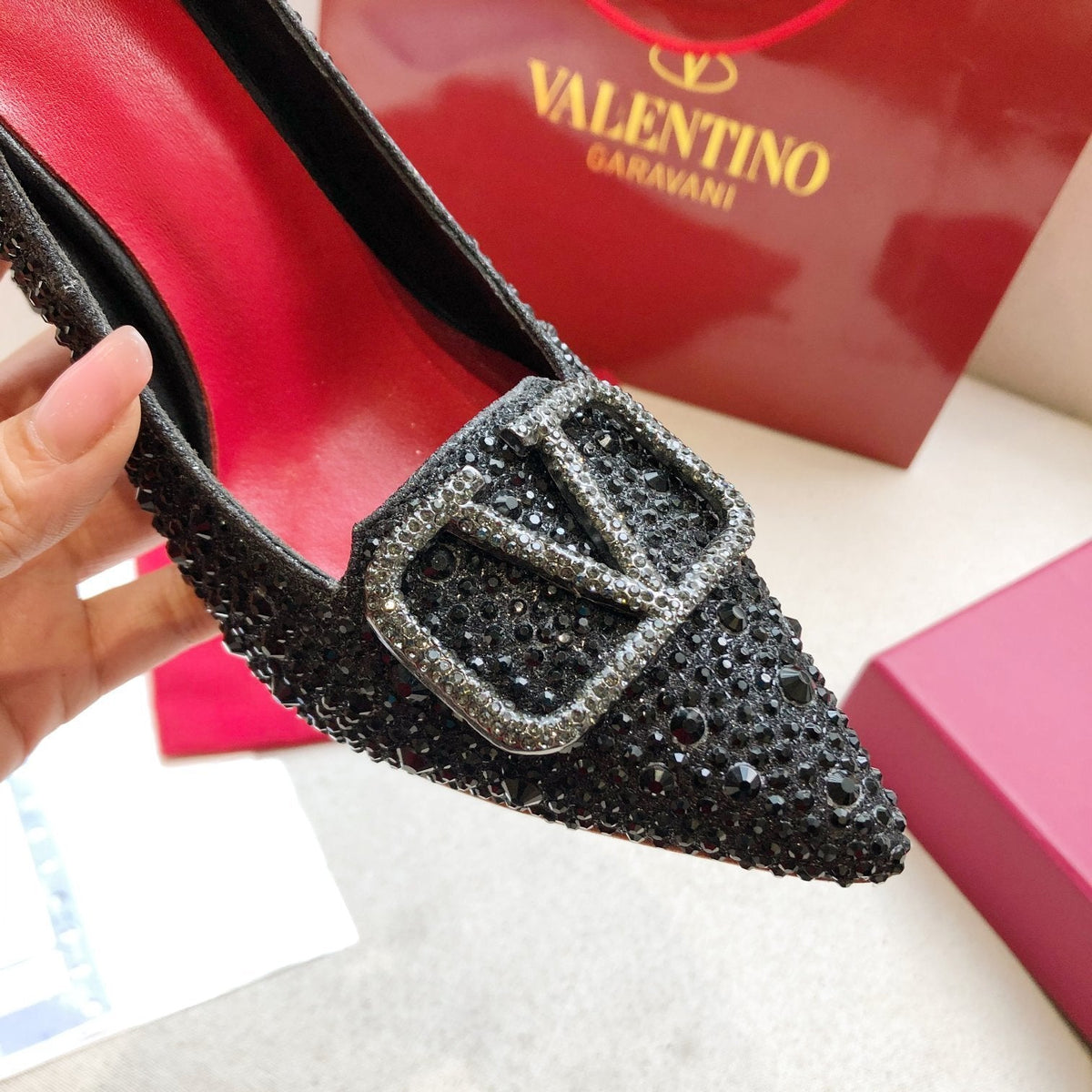CRYSTAL EMBELLISHED HIGH HEEL PUMPS WITH SIGNATURE V BUCKLE