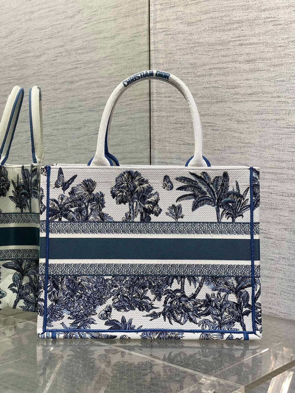 LARGE CANVAS TOTE WITH BOTANICAL PRINT
