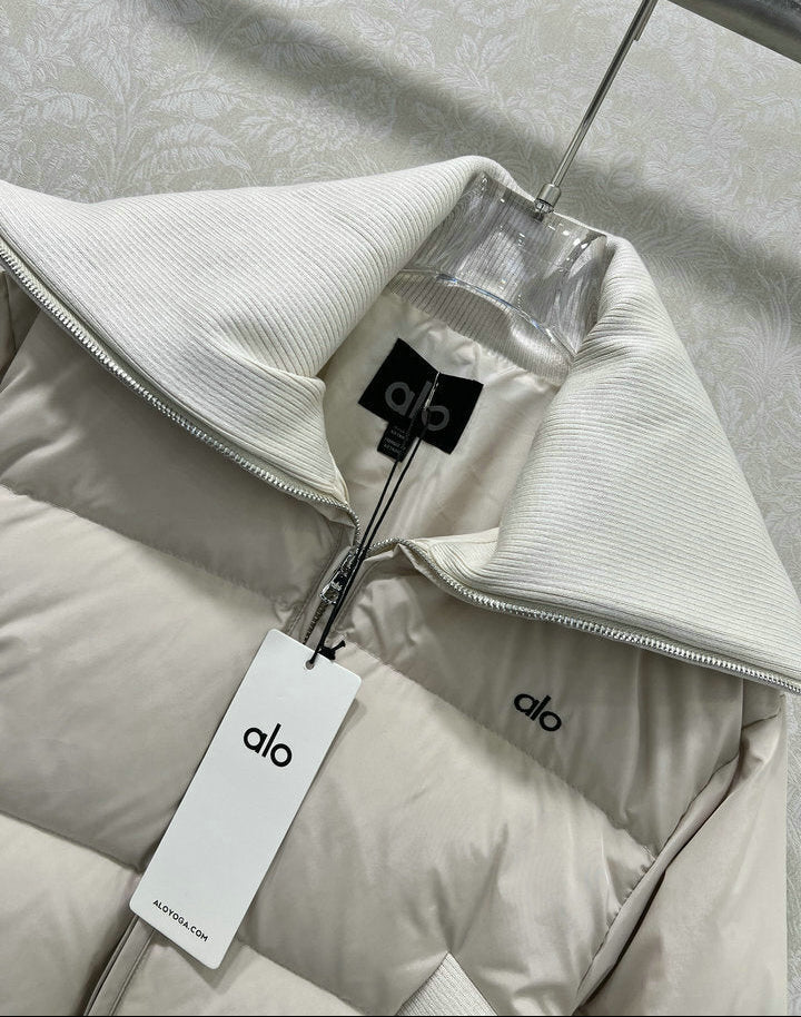 CROPPED PUFFER JACKET WITH HIGH COLLAR