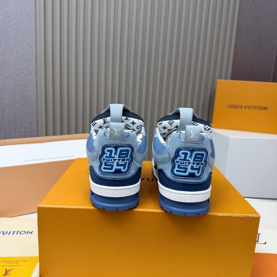 BLUE & NAVY ATHLETIC-STYLE SNEAKERS