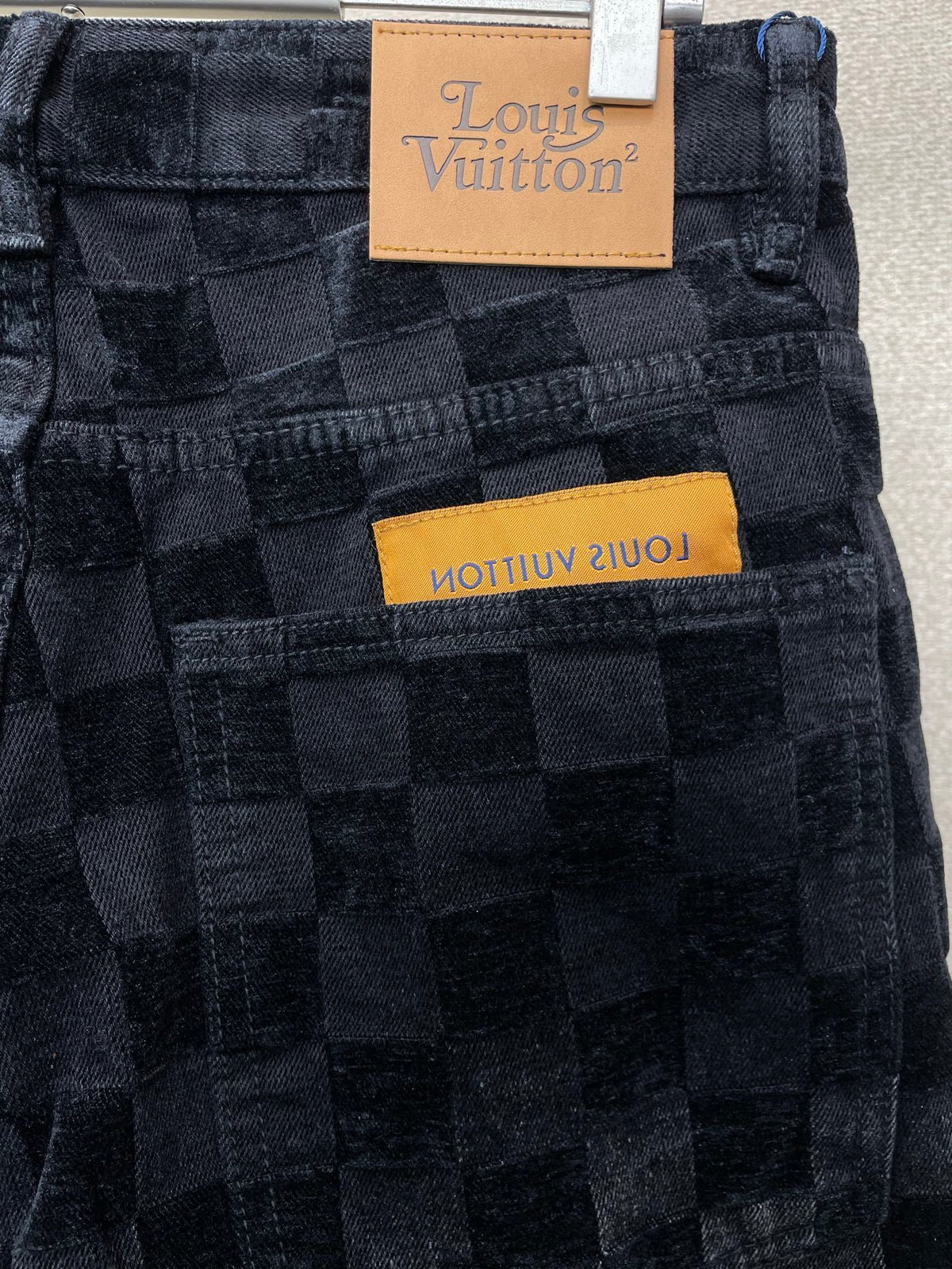 BLACK CHECKERED STRAIGHT-LEG PANTS