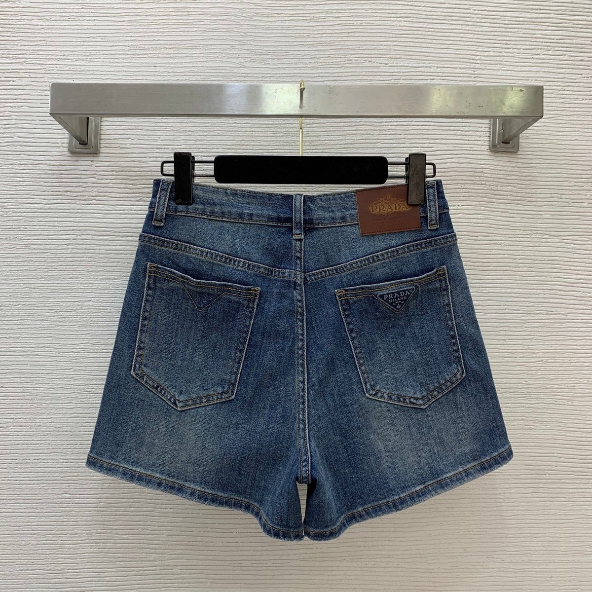 BLUE DENIM SHORTS WITH FRONT DETAIL