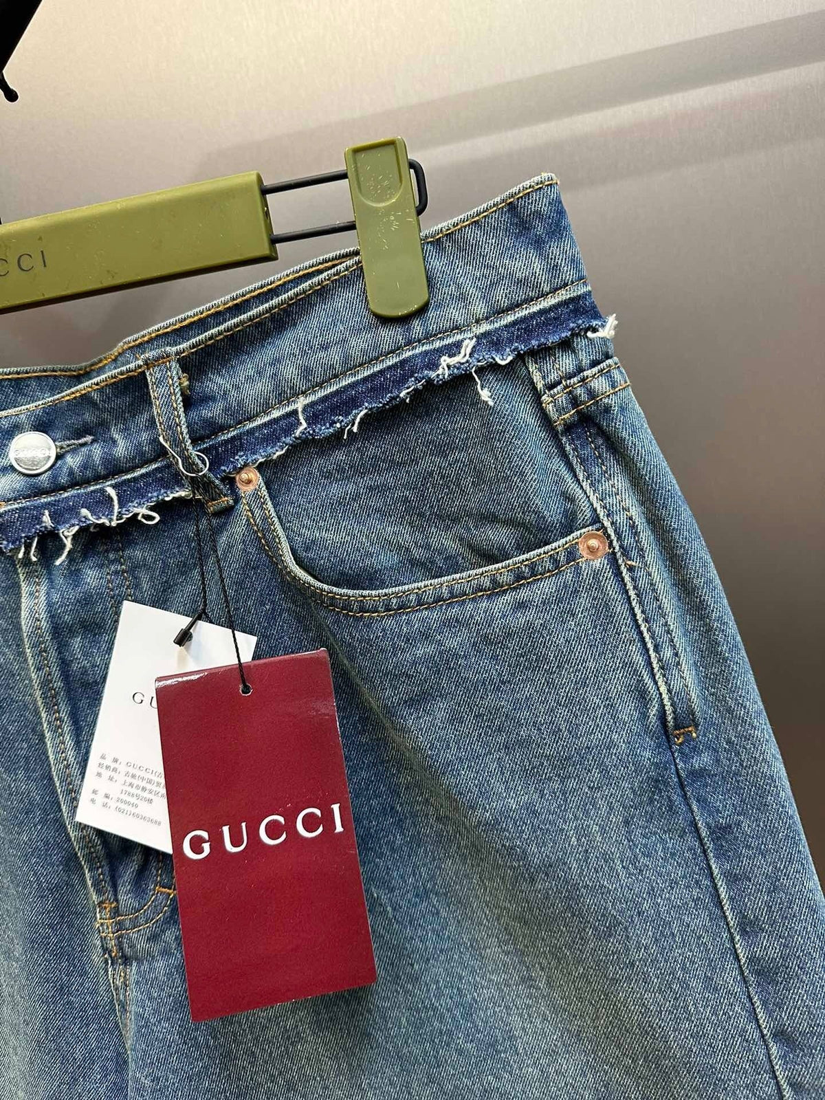 HIGH-WAIST RAW EDGE DENIM SHORTS