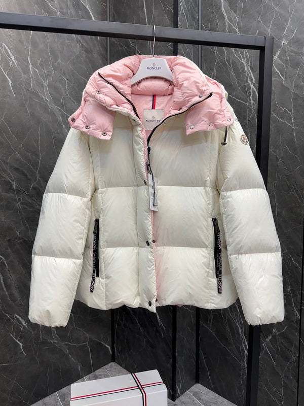 TWO-TONE HOODED QUILTED PUFFER JACKET