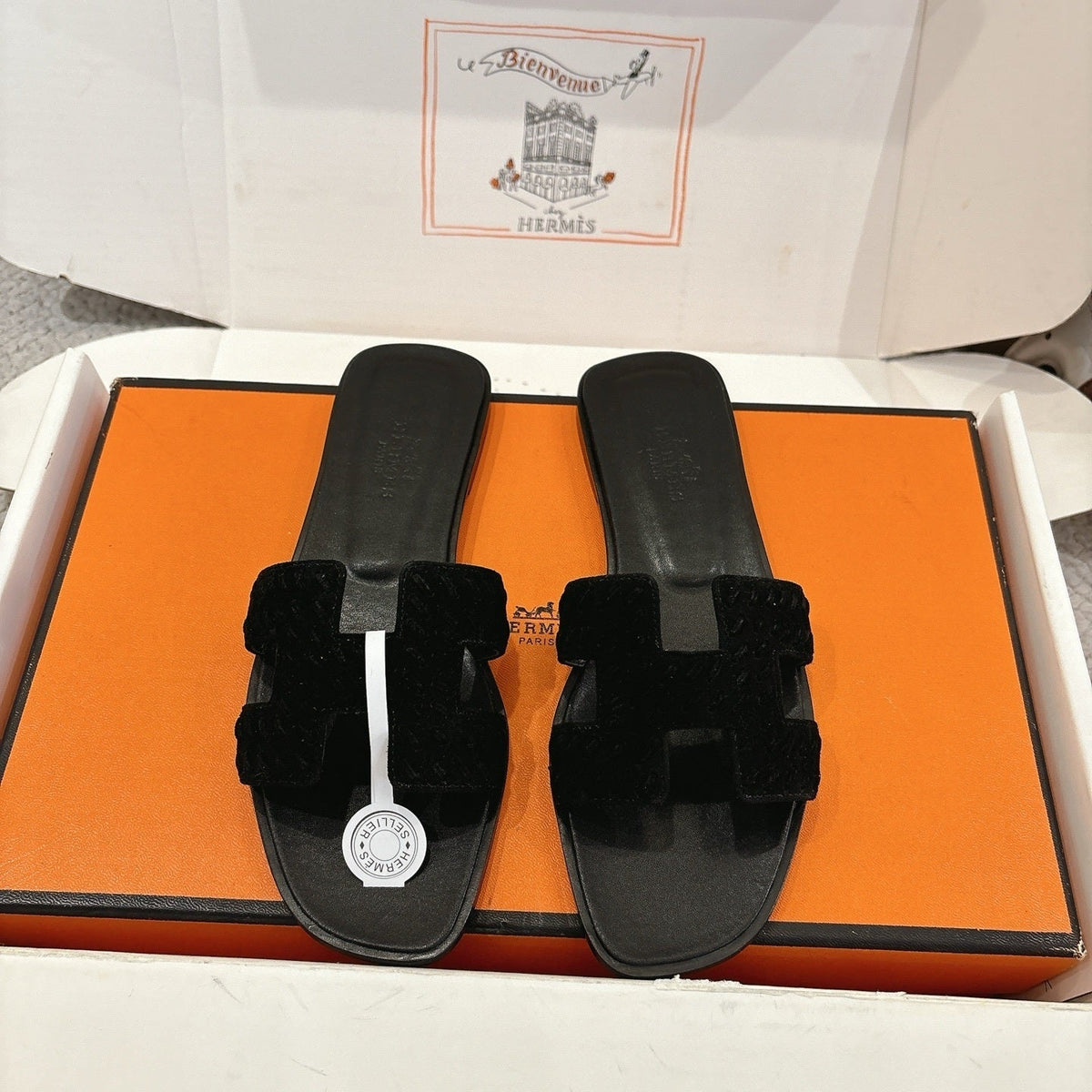 BLACK VELVET SLIDE SANDALS