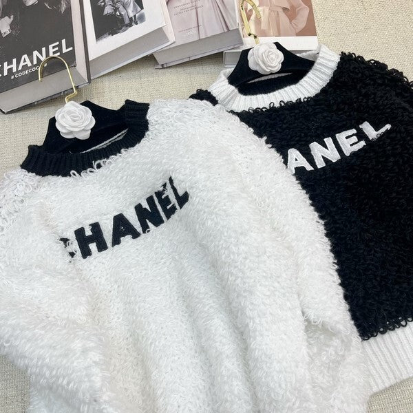 SOFT FUZZY KNIT SWEATER