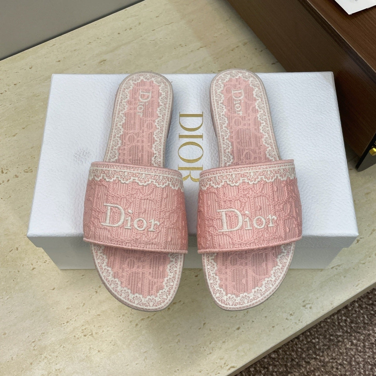 EMBROIDERED LOGO JACQUARD SLIDES