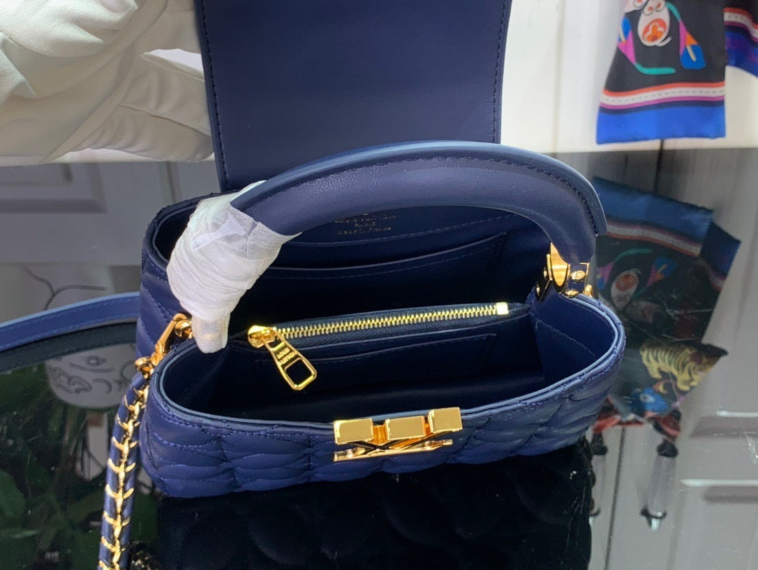 QUILTED TOP HANDLE BAG