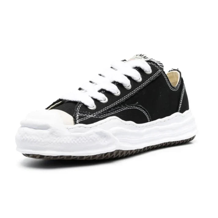 DISTRESSED CANVAS SNEAKERS