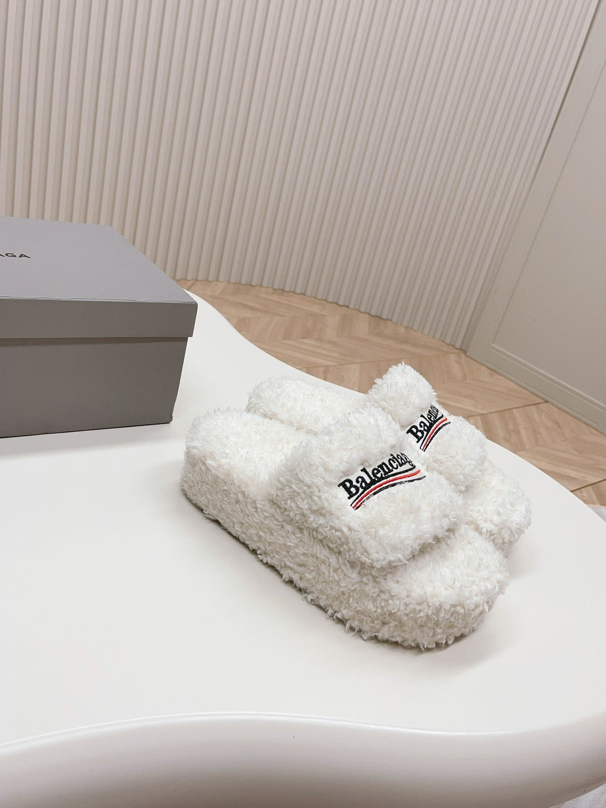 WHITE SHERPA LOGO PLATFORM SLIDE SANDALS
