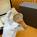 GOLD LUXURY MINIMALIST WATCH