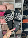 MONOGRAM CANVAS SLIDE