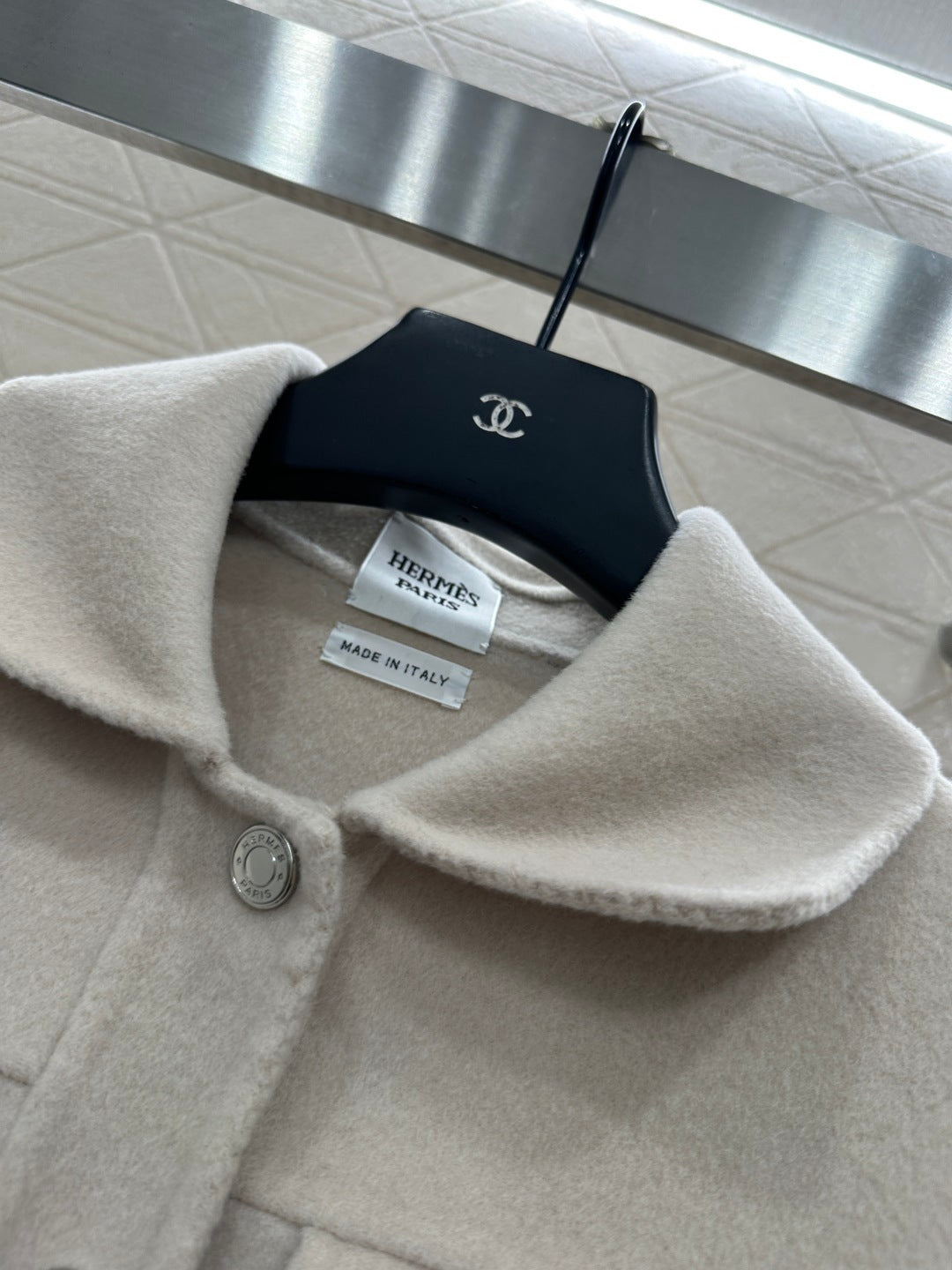 CROPPED WOOL BLEND JACKET WITH FRONT POCKETS