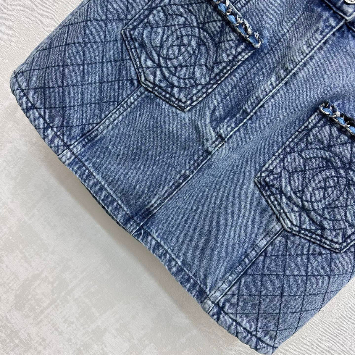 DENIM CROPPED JACKET & MINI SKIRT SET WITH QUILTED DETAIL