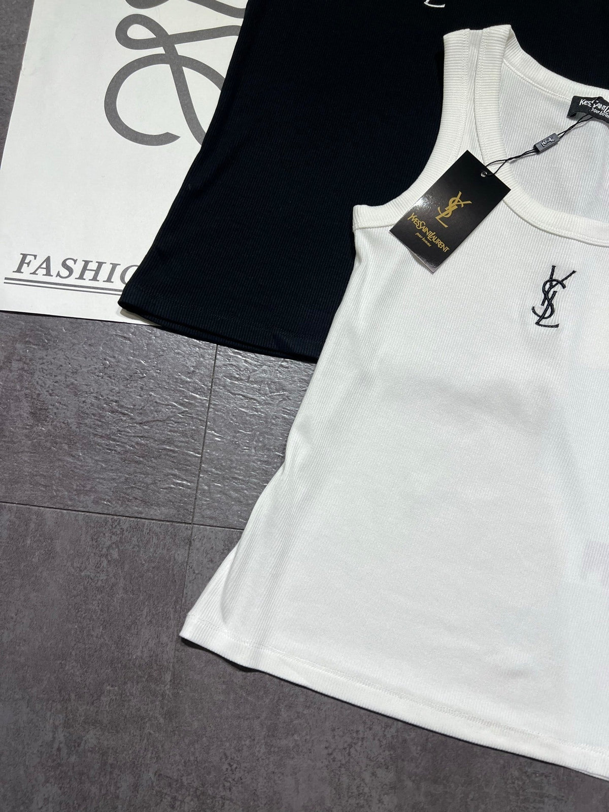 LOGO RIBBED SLEEVELESS TANK TOP