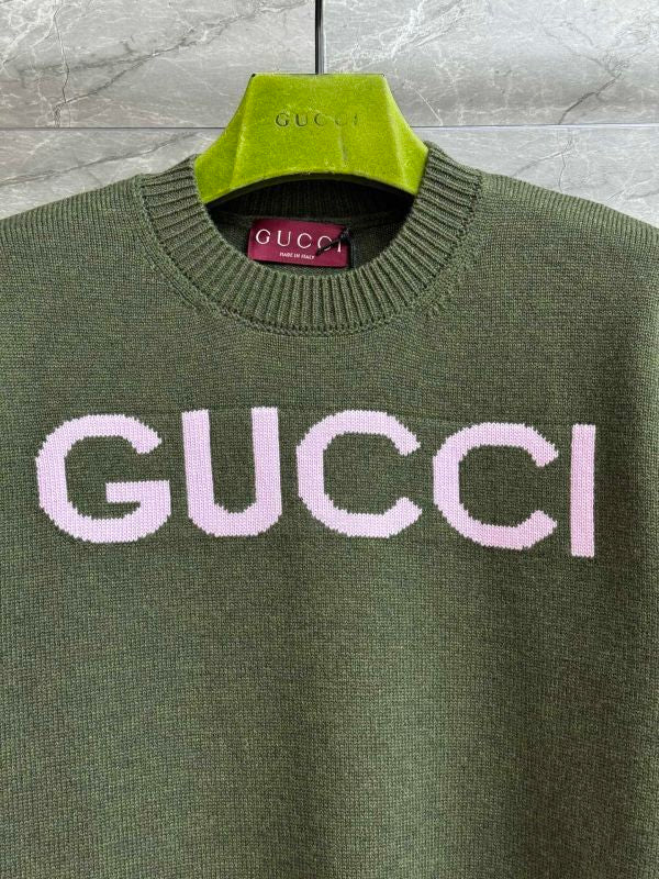 LOGO CREW NECK KNIT SWEATER