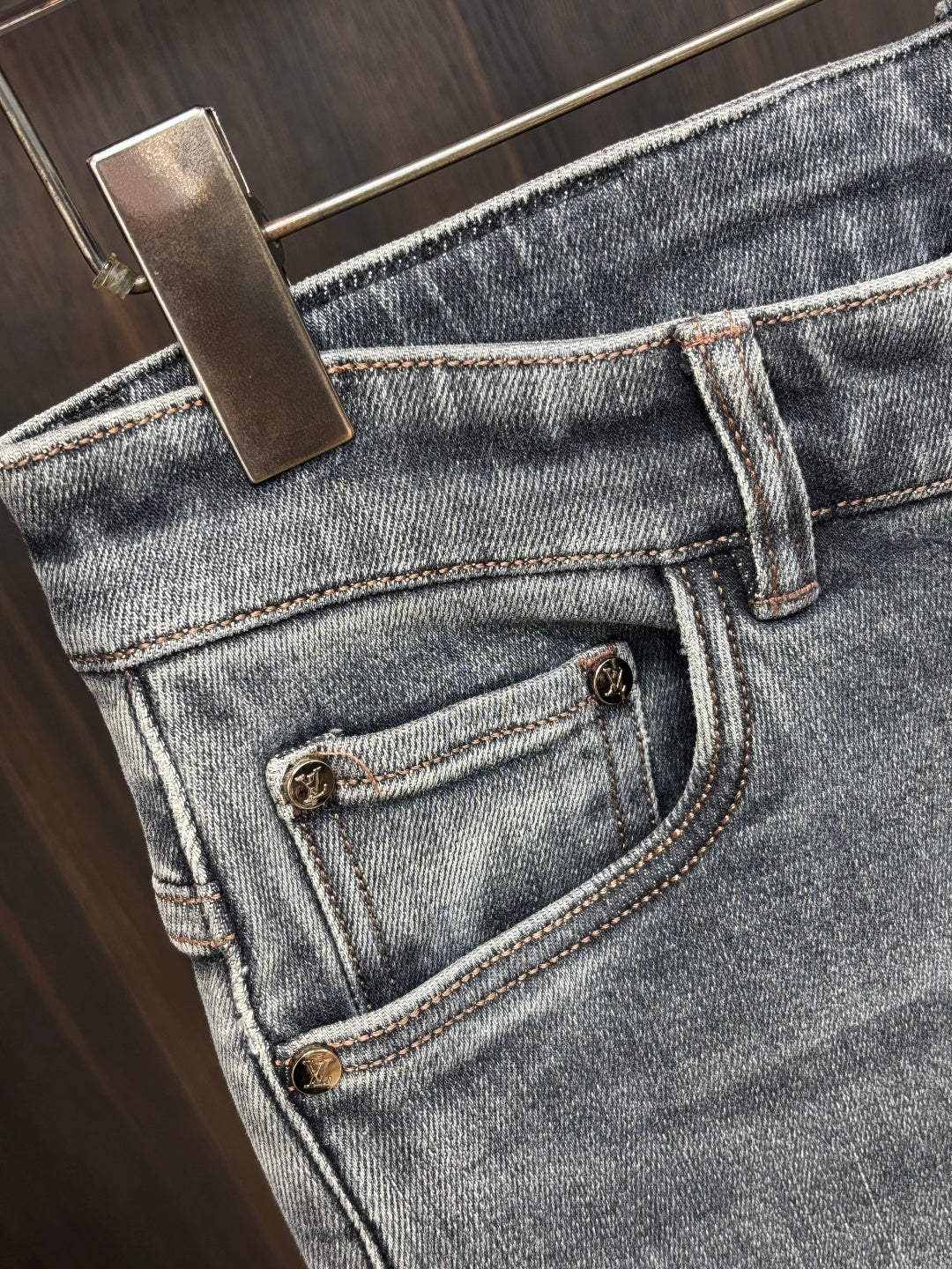 GREY DENIM JEANS WITH EMBROIDERED BACK DETAIL