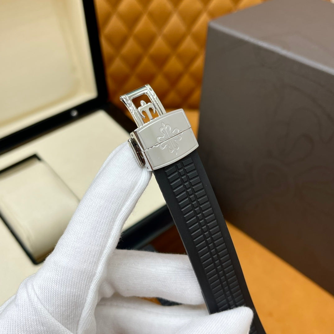 MULTI-FUNCTION LUXURY WATCH