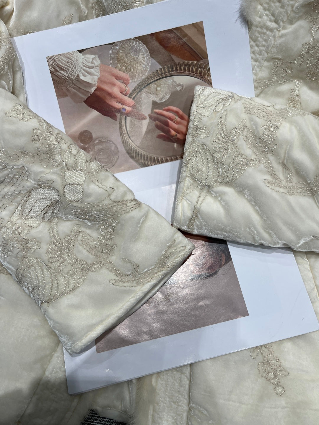 LUXURY IVORY FLORAL PADDED JACKET WITH FUR ACCENTS