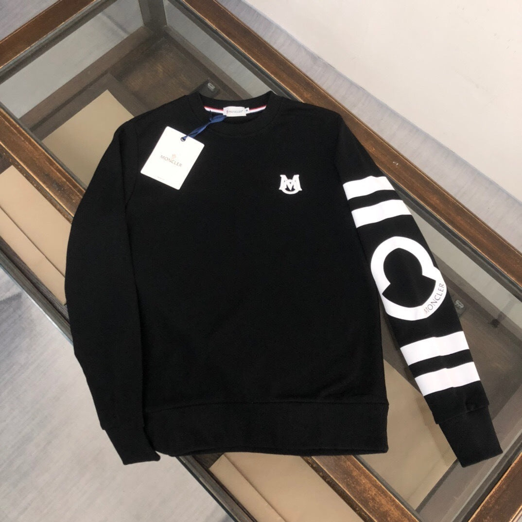 SIGNATURE GRAPHIC SLEEVE LOGO SWEATSHIRT