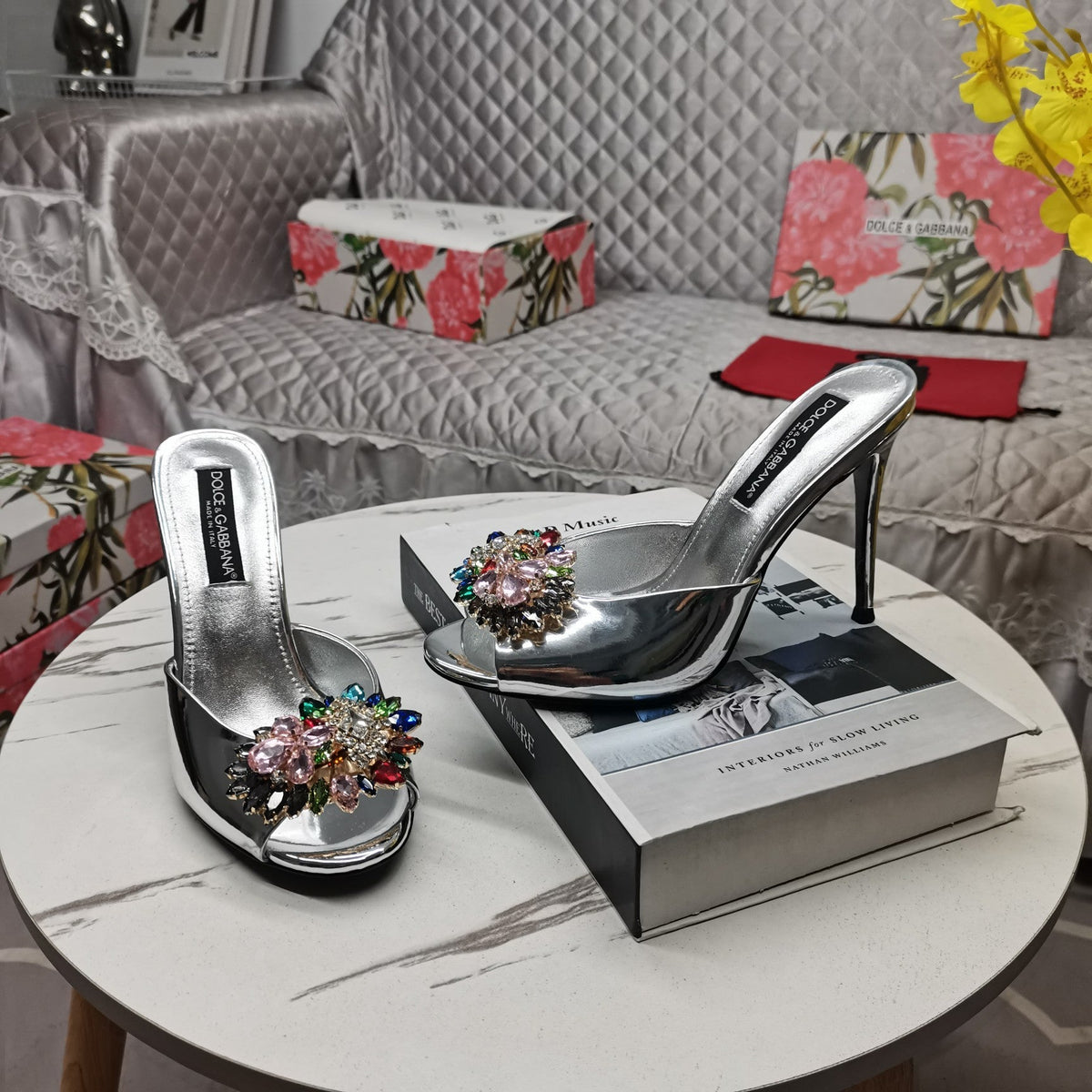 SILVER METALLIC MULE HEEL SANDALS WITH MULTICOLOR CRYSTAL EMBELLISHMENT