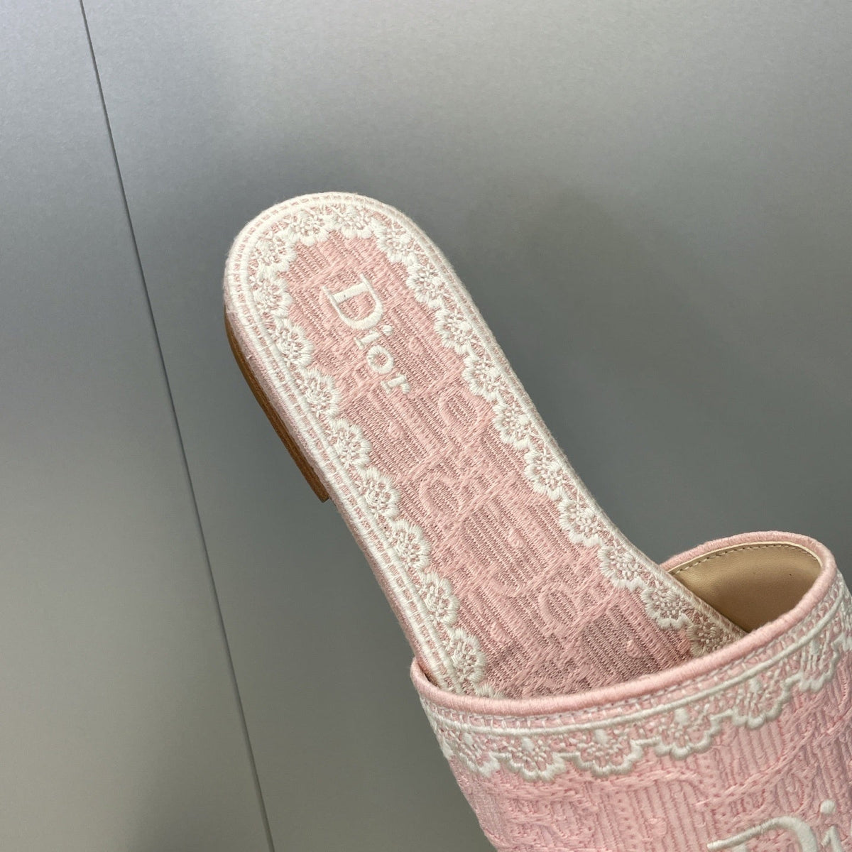 EMBROIDERED LOGO JACQUARD SLIDES