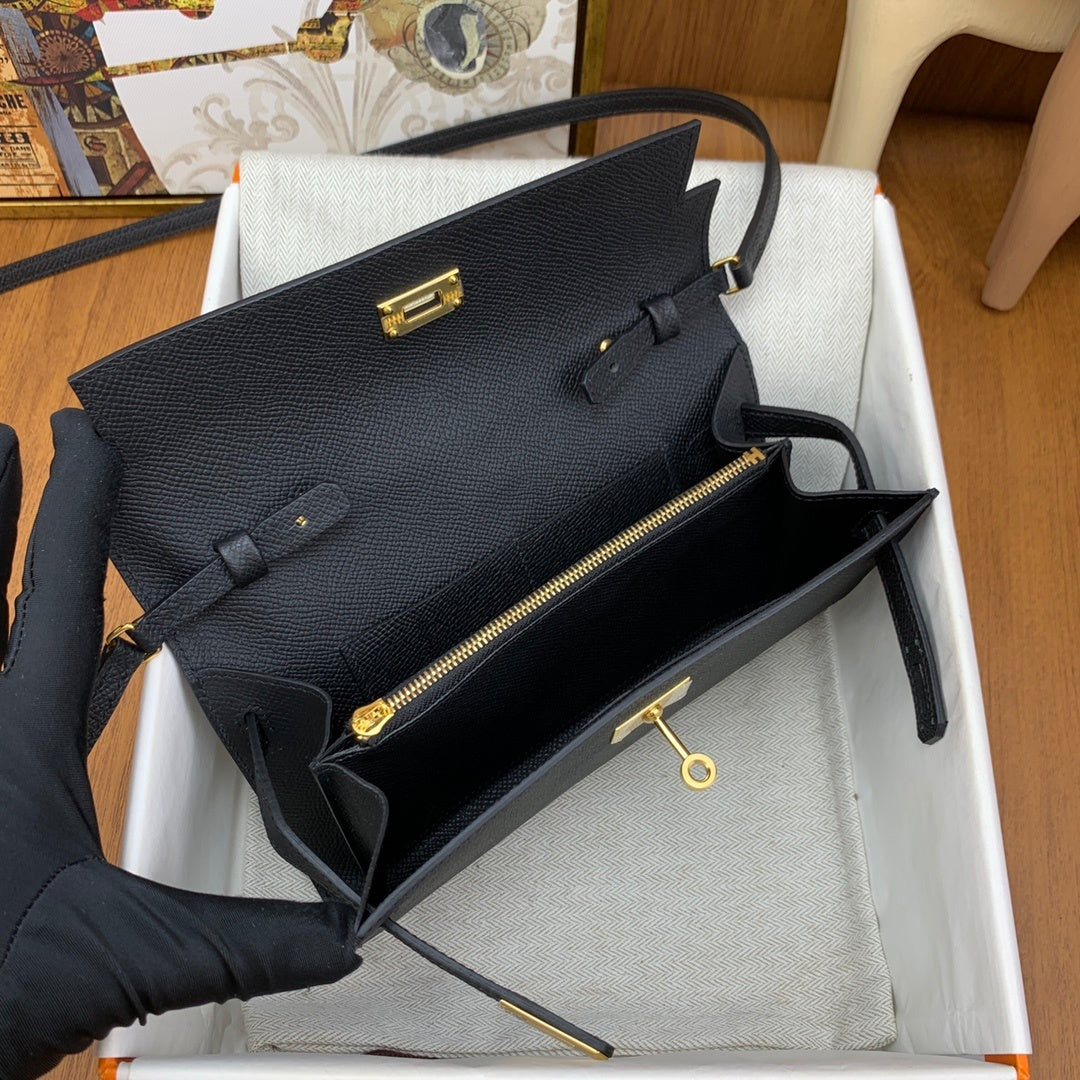 BLACK BAG