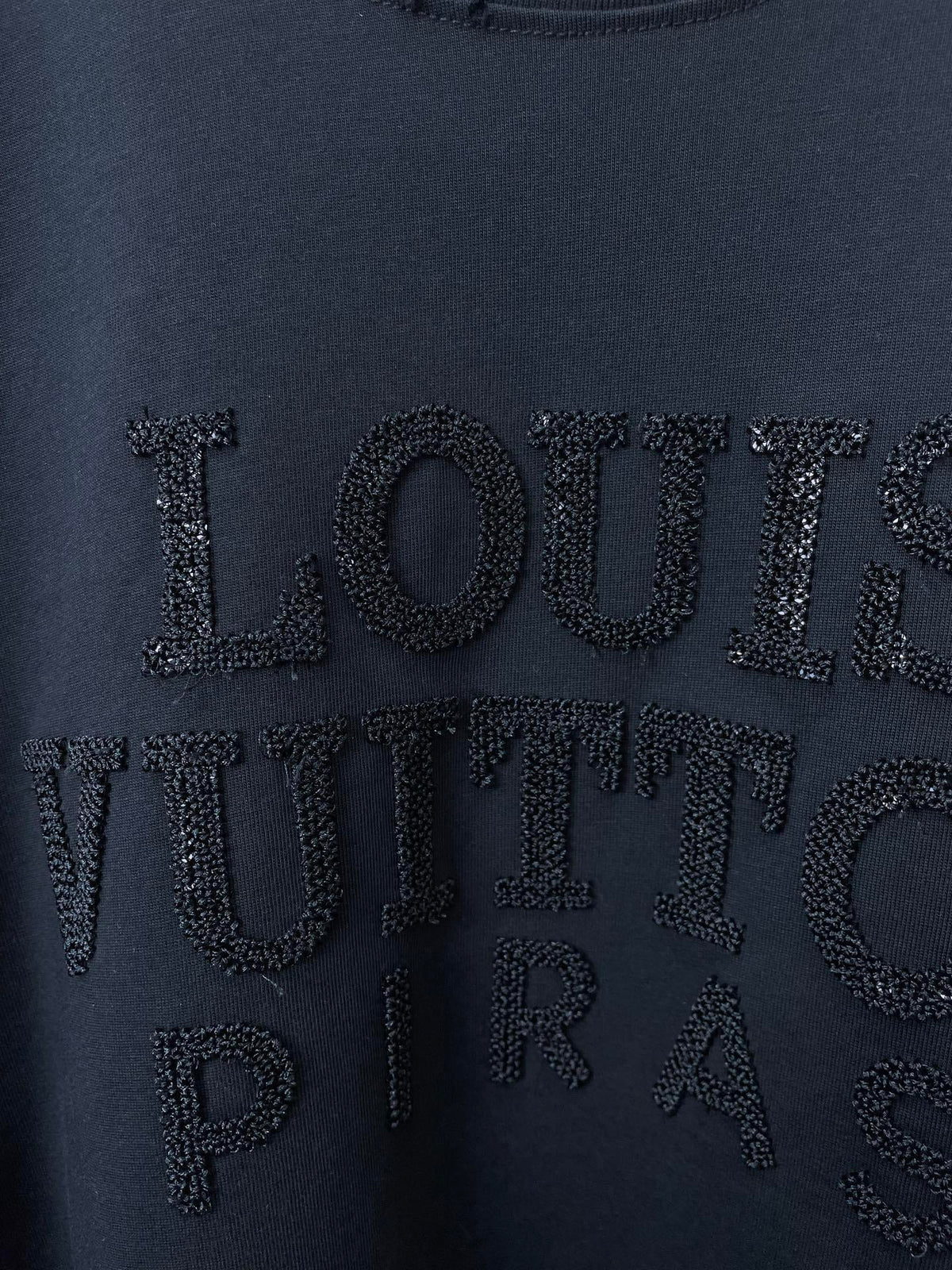 EMBOSSED LOGO COTTON T-SHIRT